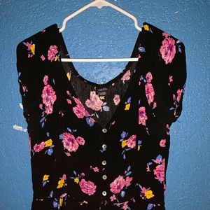 From rue21..Free from stains&tears.Size XL. Worn once